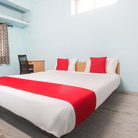 Oyo Flagship 48158 Ss Towers Hotel Podanur Екстериор снимка
