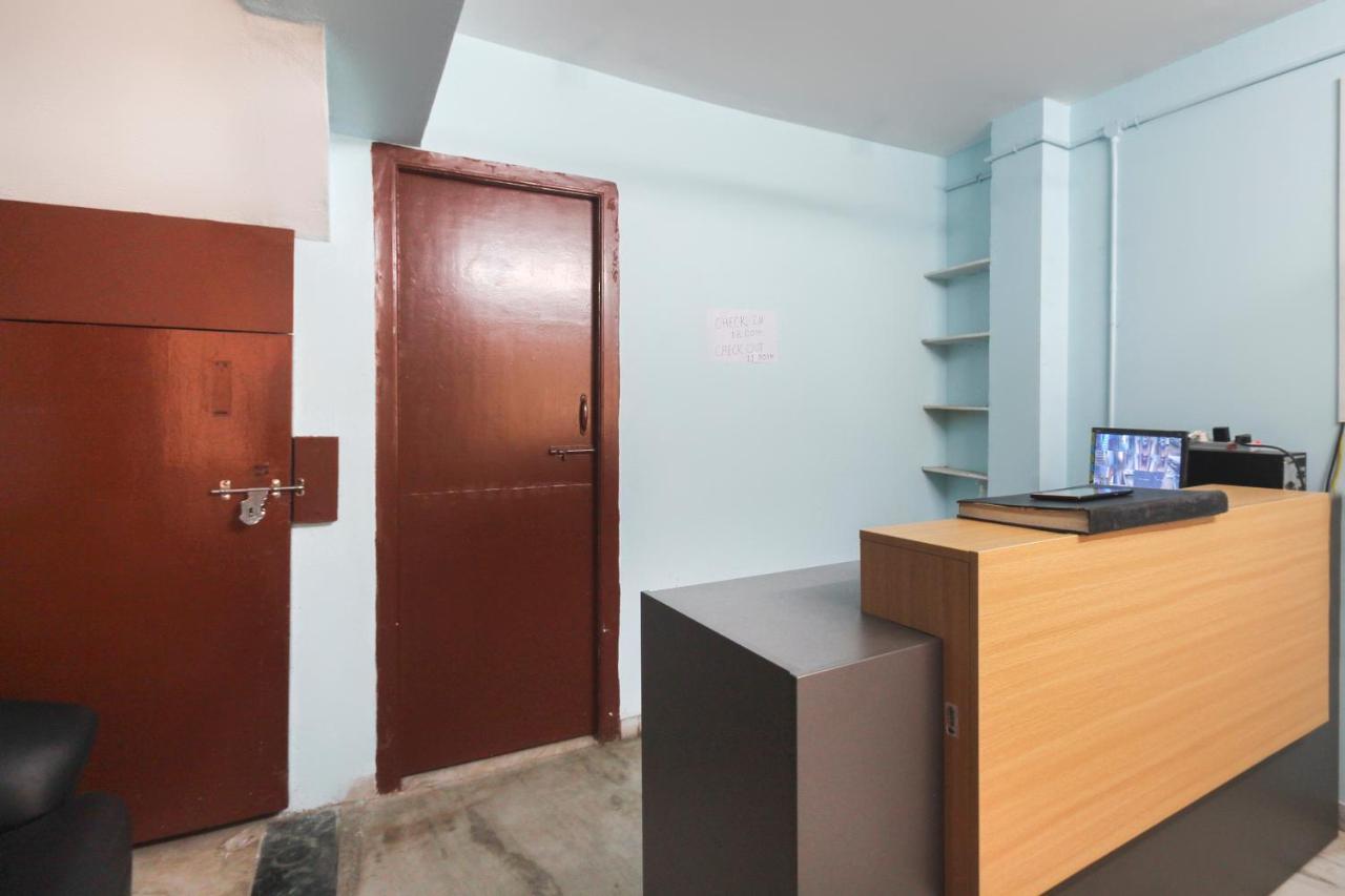 Oyo Flagship 48158 Ss Towers Hotel Podanur Екстериор снимка